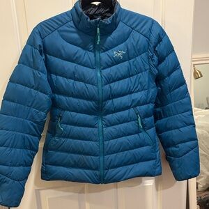 Arc'teryx Women's Teal Puffer Jacket, Small